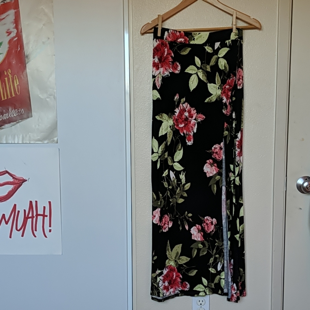 Maxi skirt